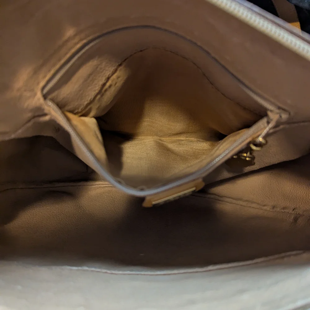 Vintage Gucci Canvas Crossbody - Picture 6 of 15